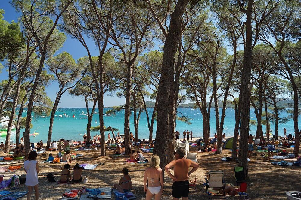 Dražica — beach near Biograd na Moru